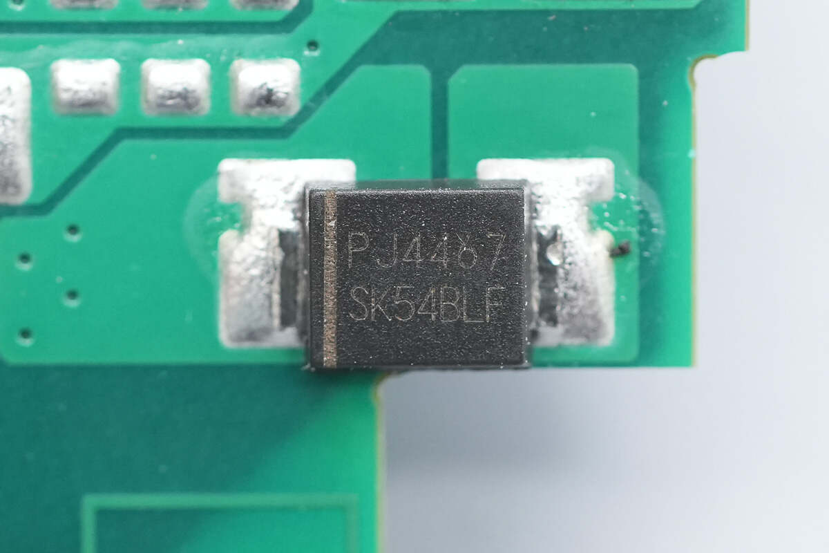 Teardown of Segotep 3200W Titanium-Rated SiC Digital Server Power Supply (CRPS3200W-12V)-Chargerlab