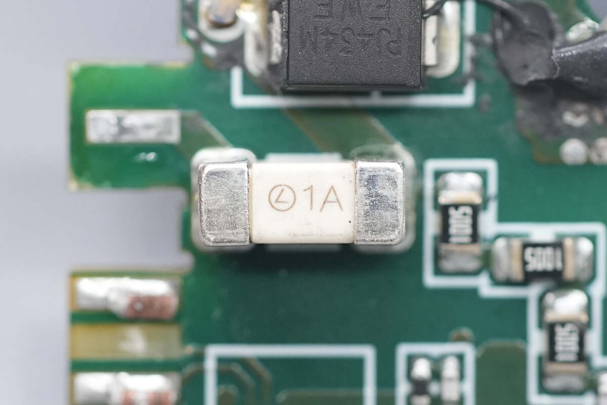 Teardown of Segotep 3200W Titanium-Rated SiC Digital Server Power Supply (CRPS3200W-12V)-Chargerlab