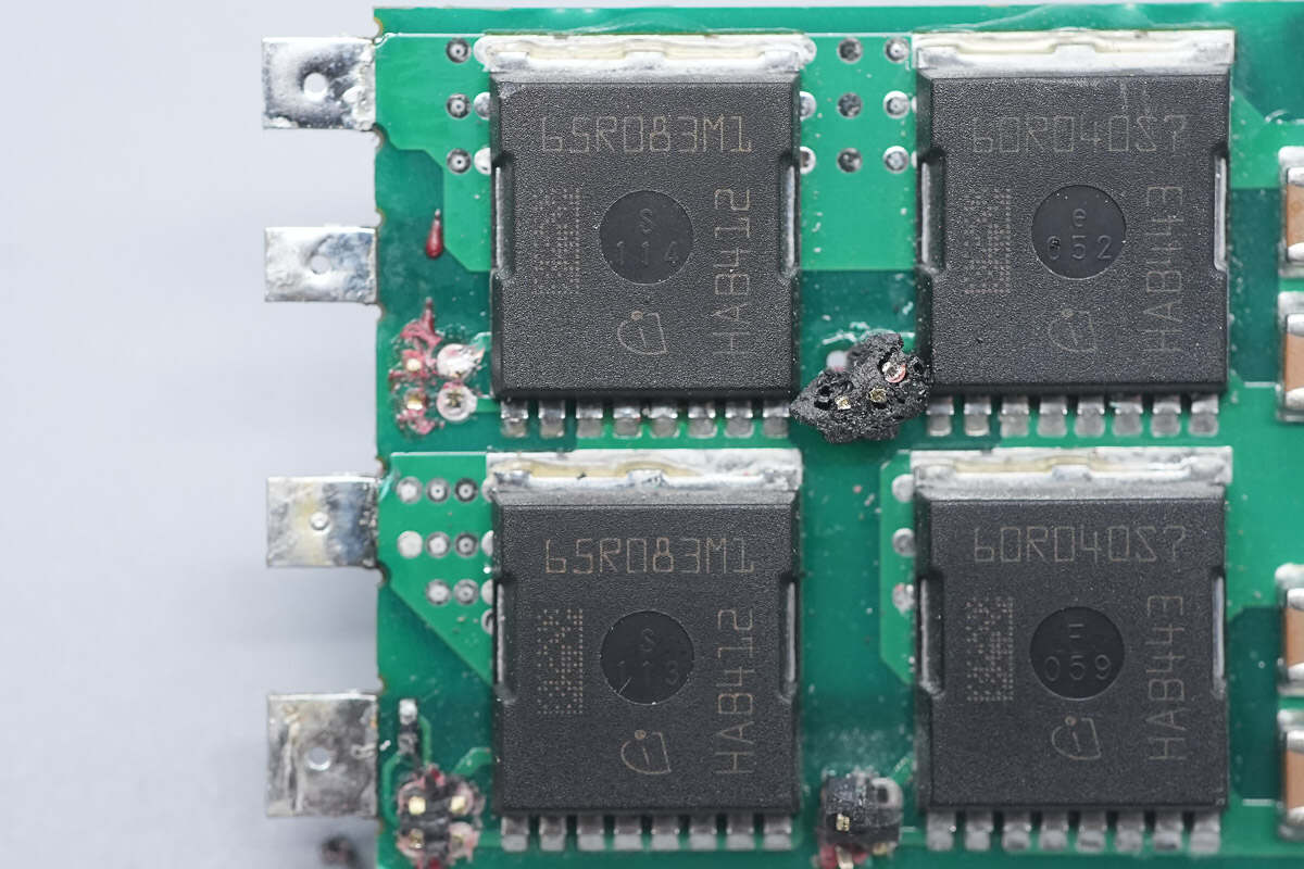 Teardown of Segotep 3200W Titanium-Rated SiC Digital Server Power Supply (CRPS3200W-12V)-Chargerlab