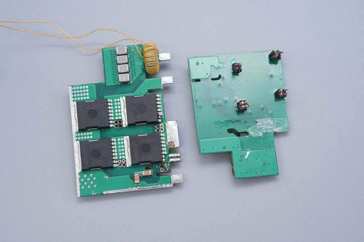 Teardown of Segotep 3200W Titanium-Rated SiC Digital Server Power Supply (CRPS3200W-12V)-Chargerlab