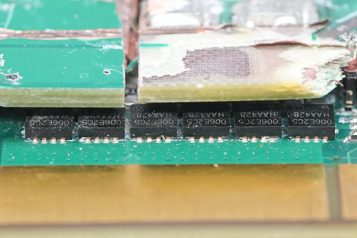 Teardown of Segotep 3200W Titanium-Rated SiC Digital Server Power Supply (CRPS3200W-12V)-Chargerlab