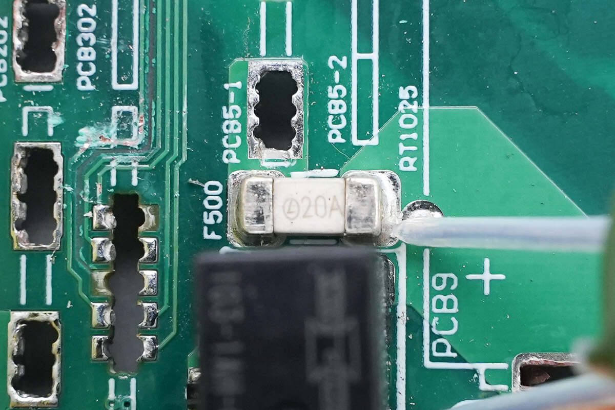 Teardown of Segotep 3200W Titanium-Rated SiC Digital Server Power Supply (CRPS3200W-12V)-Chargerlab