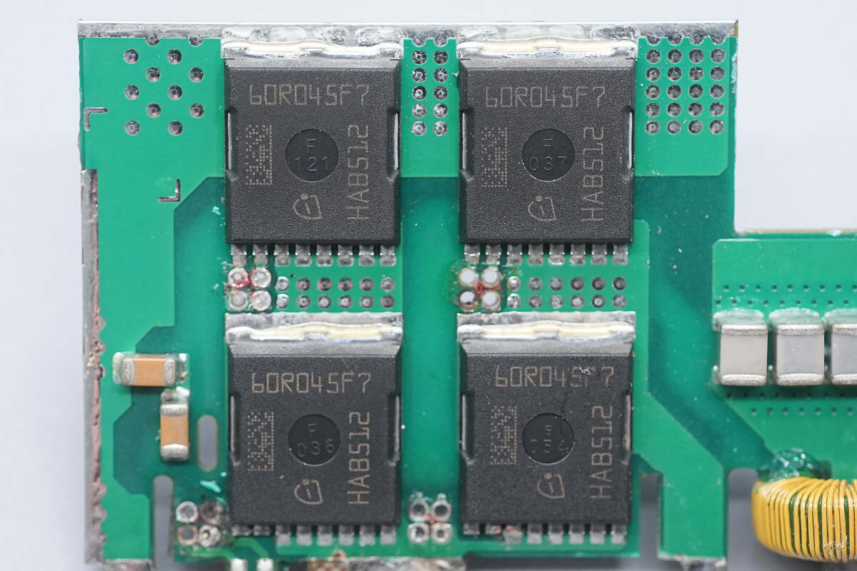 Teardown of Segotep 3200W Titanium-Rated SiC Digital Server Power Supply (CRPS3200W-12V)-Chargerlab
