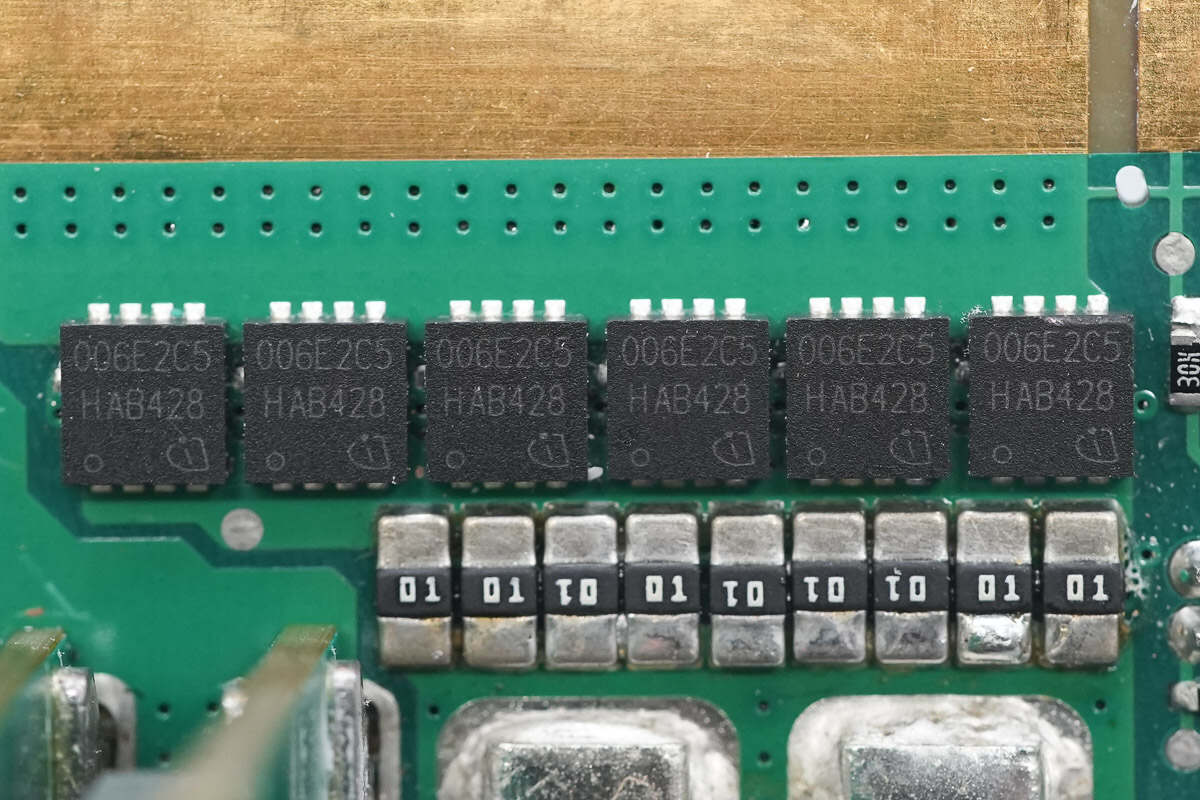 Teardown of Segotep 3200W Titanium-Rated SiC Digital Server Power Supply (CRPS3200W-12V)-Chargerlab