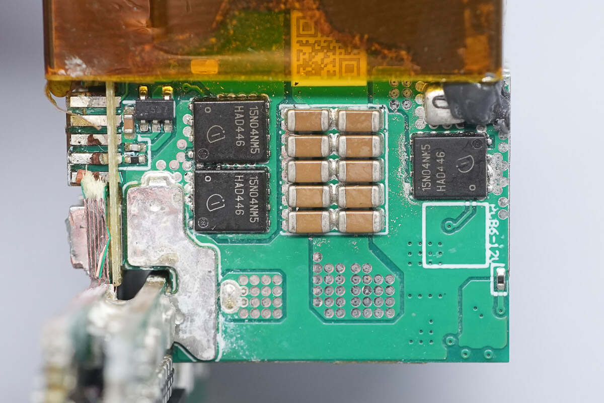 Teardown of Segotep 3200W Titanium-Rated SiC Digital Server Power Supply (CRPS3200W-12V)-Chargerlab