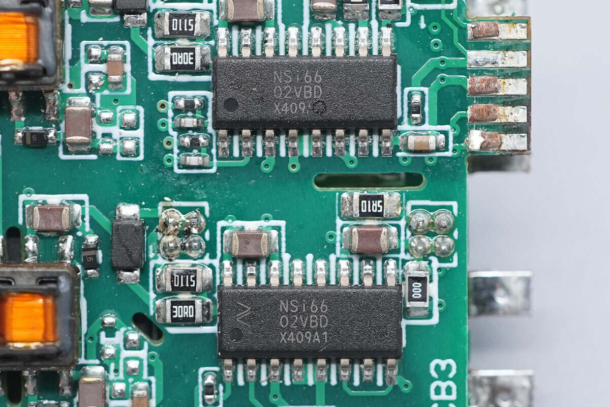 Teardown of Segotep 3200W Titanium-Rated SiC Digital Server Power Supply (CRPS3200W-12V)-Chargerlab