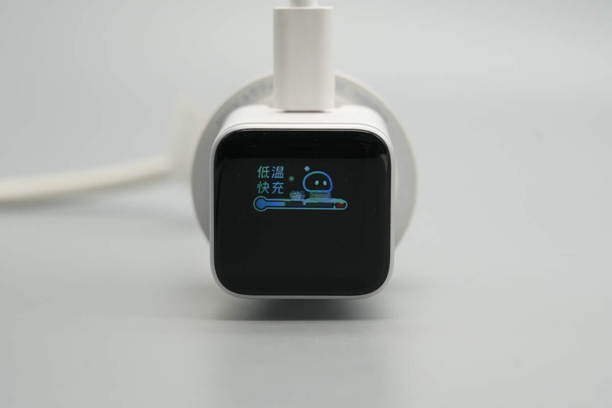 Teardown of Anker Nano 45W GaN Charger with Display (A121D)-Chargerlab