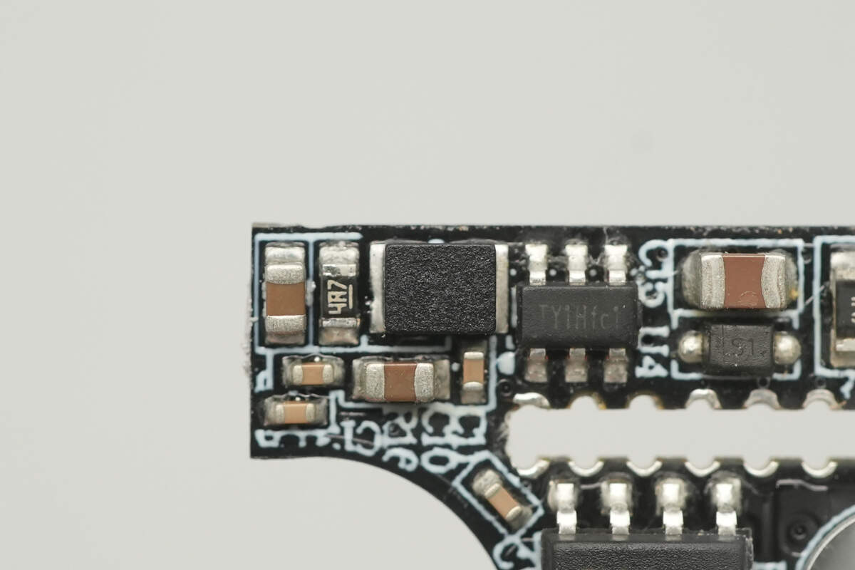 Teardown of Anker Nano 45W GaN Charger with Display (A121D)-Chargerlab