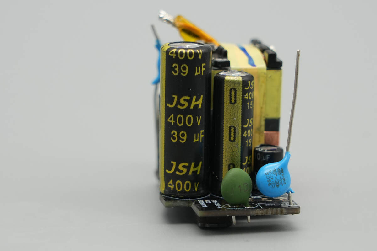 Teardown of Anker Nano 45W GaN Charger with Display (A121D)-Chargerlab