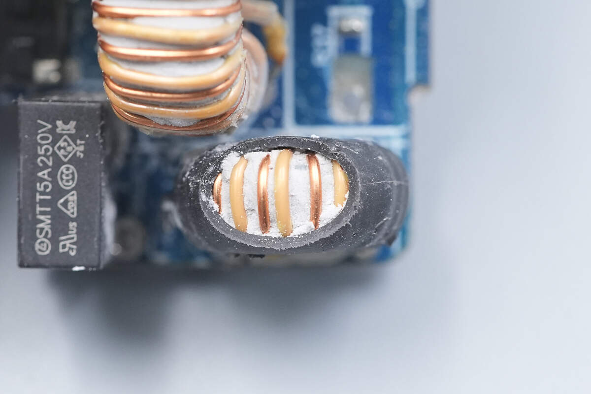 Teardown of ASUS Adol 100W GaN Quick Charger (ADOL AC100-050A)-Chargerlab