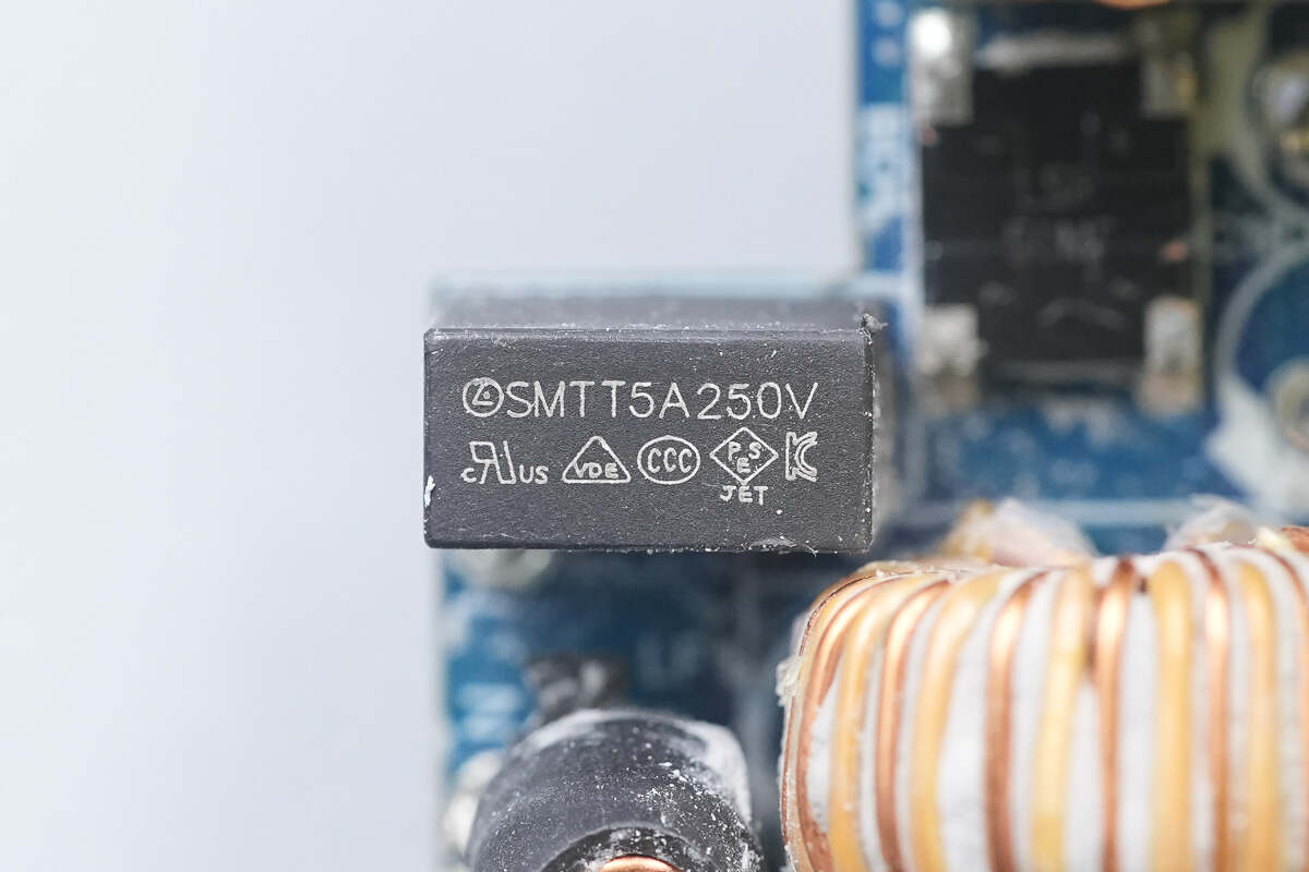 Teardown of ASUS Adol 100W GaN Quick Charger (ADOL AC100-050A)-Chargerlab