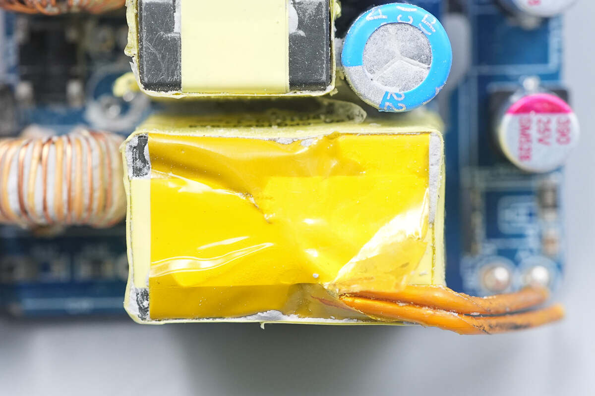 Teardown of ASUS Adol 100W GaN Quick Charger (ADOL AC100-050A)-Chargerlab