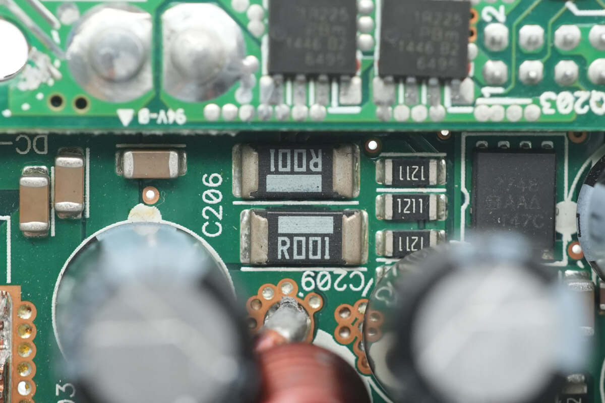 Teardown of Delta 550W SiC Server Power Supply (DPS-550AB-2)-Chargerlab