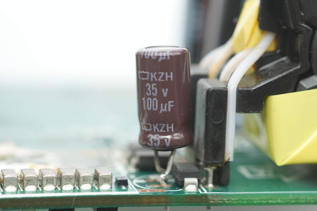 Teardown of Delta 550W SiC Server Power Supply (DPS-550AB-2)-Chargerlab