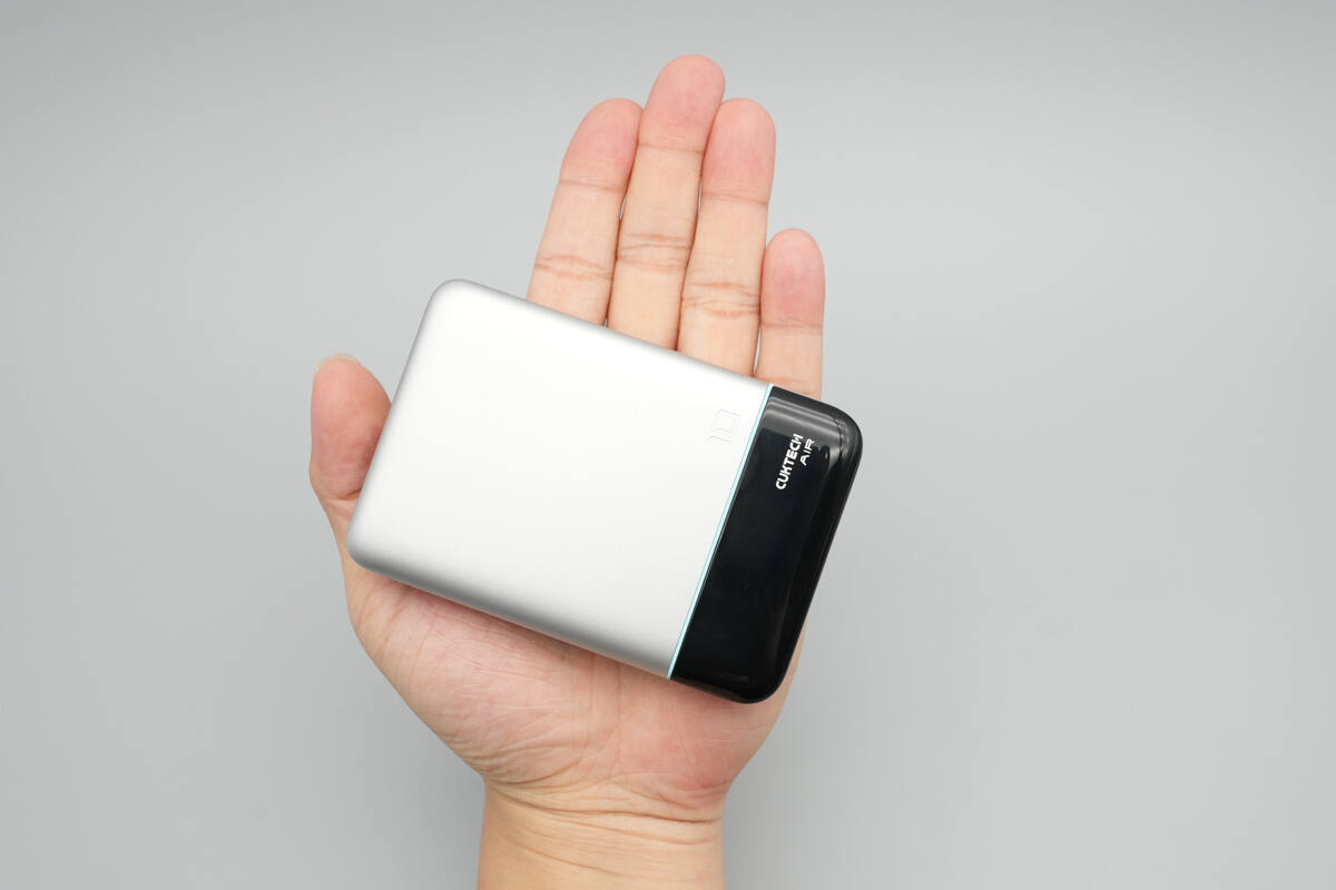 Teardown of CUKTECH 10 Super Magnetic Power Card (WPB100P)-Chargerlab