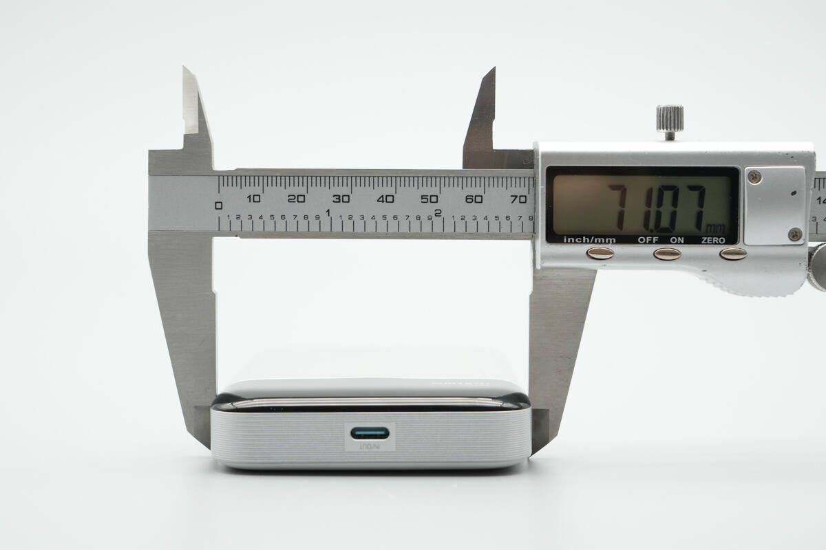 Teardown of CUKTECH 10 Super Magnetic Power Card (WPB100P)-Chargerlab