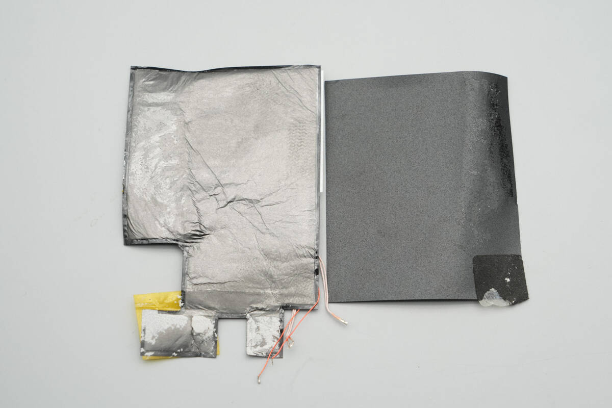 Teardown of CUKTECH 10 Super Magnetic Power Card (WPB100P)-Chargerlab