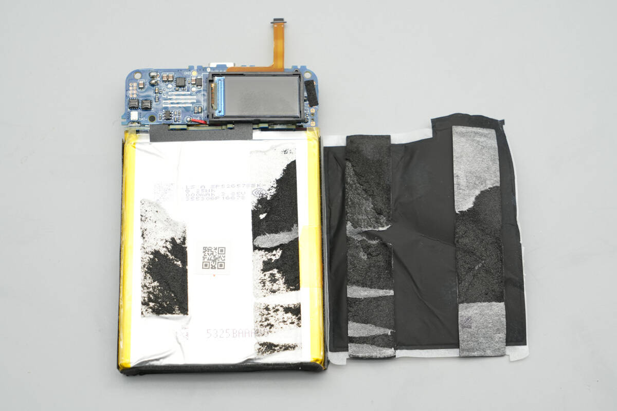 Teardown of CUKTECH 10 Super Magnetic Power Card (WPB100P)-Chargerlab