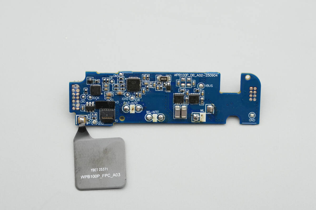 Teardown of CUKTECH 10 Super Magnetic Power Card (WPB100P)-Chargerlab