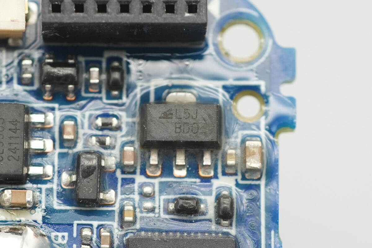 Teardown of CUKTECH 10 Super Magnetic Power Card (WPB100P)-Chargerlab