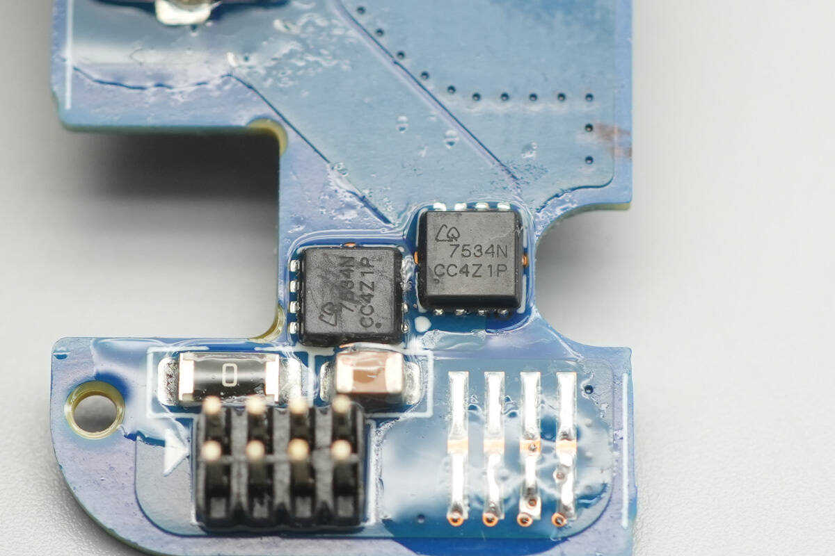 Teardown of CUKTECH 10 Super Magnetic Power Card (WPB100P)-Chargerlab