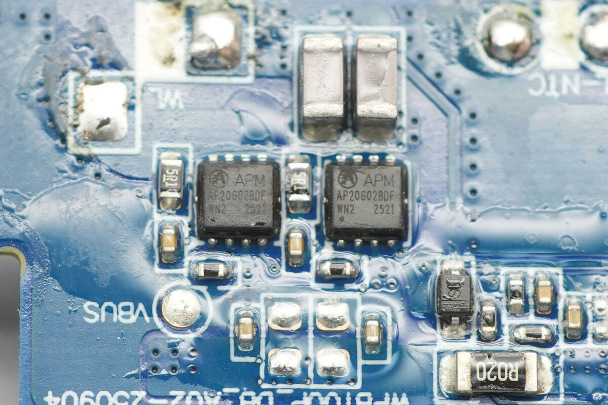 Teardown of CUKTECH 10 Super Magnetic Power Card (WPB100P)-Chargerlab