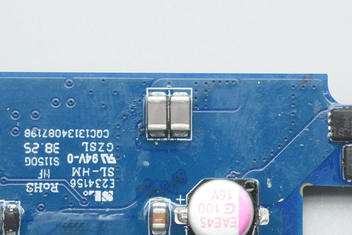 Teardown of CUKTECH 10 Super Magnetic Power Card (WPB100P)-Chargerlab