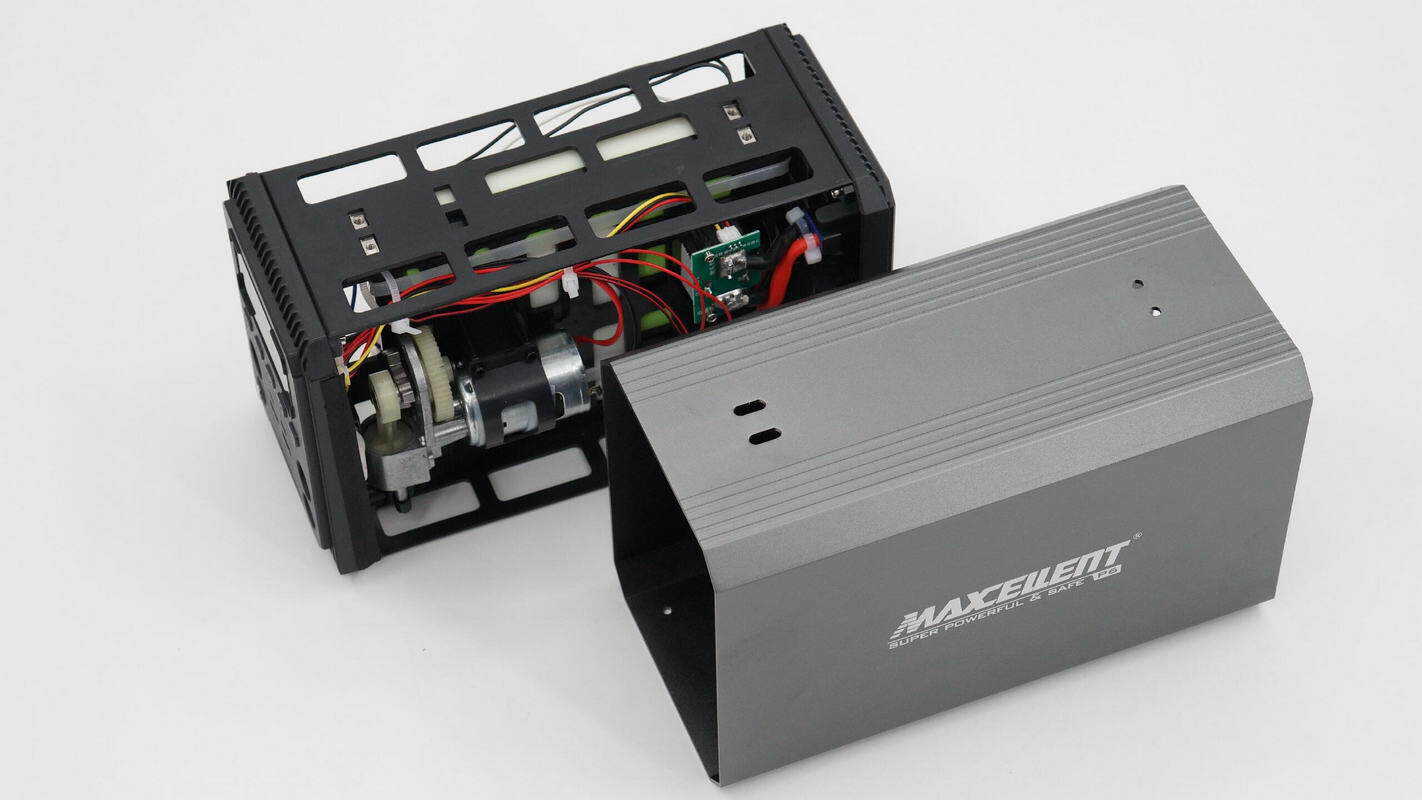 Teardown of Maxcellent Multi-Function Portable Jump Starter-Chargerlab