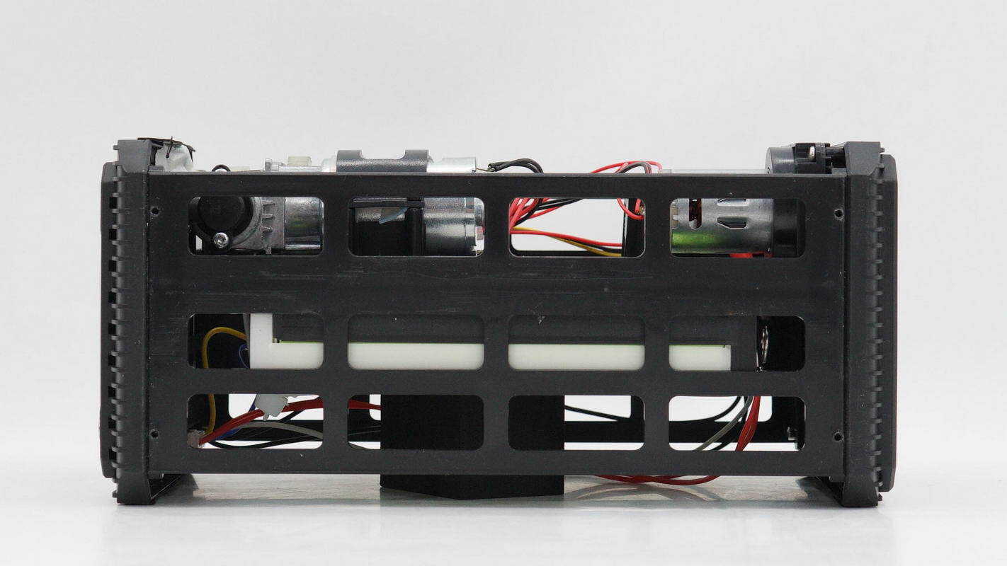 Teardown of Maxcellent Multi-Function Portable Jump Starter-Chargerlab