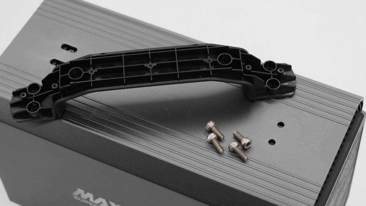 Teardown of Maxcellent Multi-Function Portable Jump Starter-Chargerlab