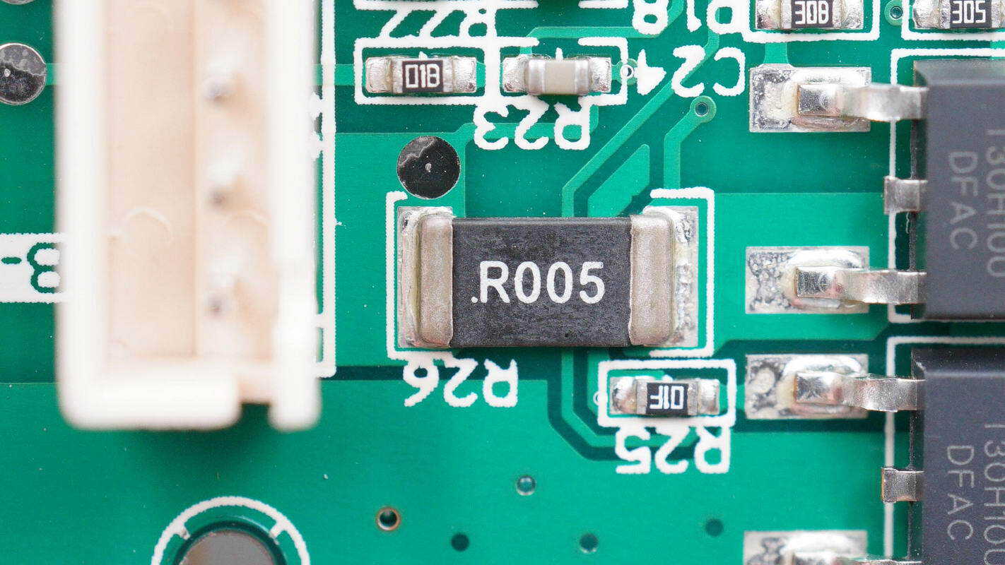 Teardown of Maxcellent Multi-Function Portable Jump Starter-Chargerlab