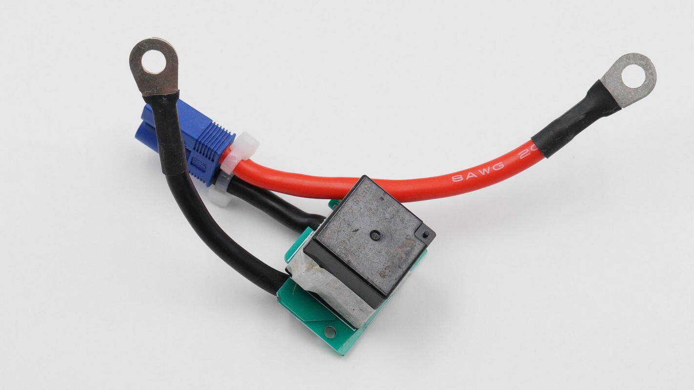 Teardown of Maxcellent Multi-Function Portable Jump Starter-Chargerlab