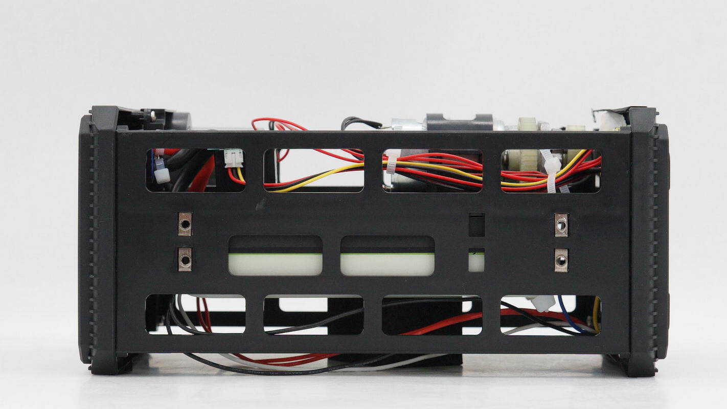 Teardown of Maxcellent Multi-Function Portable Jump Starter-Chargerlab