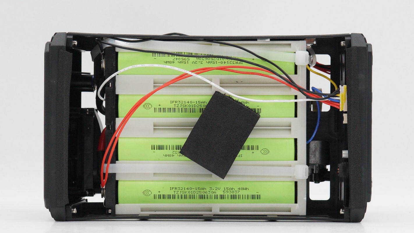 Teardown of Maxcellent Multi-Function Portable Jump Starter-Chargerlab