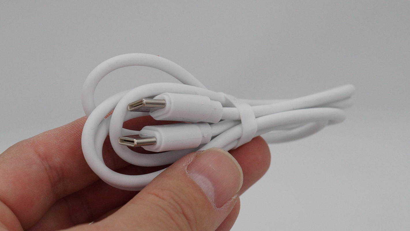 Teardown of Maxcellent Multi-Function Portable Jump Starter-Chargerlab