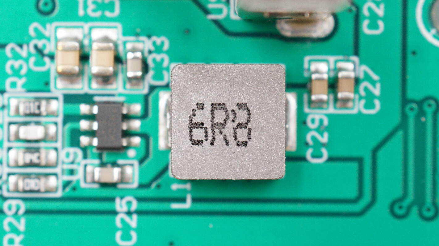 Teardown of Maxcellent Multi-Function Portable Jump Starter-Chargerlab