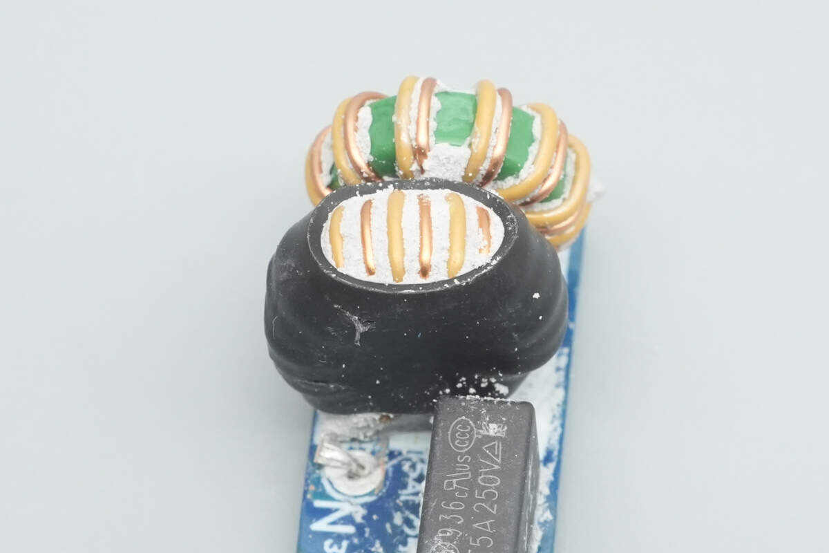 Teardown of ASUS Adol 140W GaN Quick Charger (AC140-020A)-Chargerlab