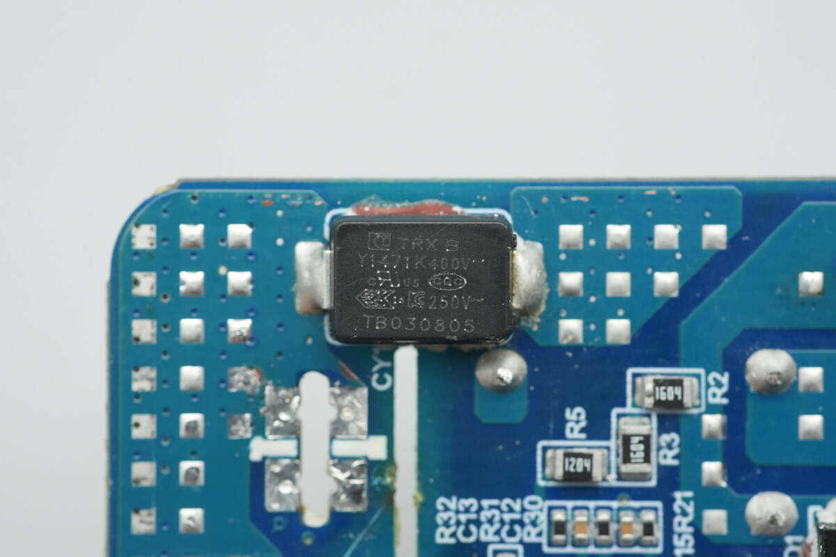 Teardown of ASUS Adol 140W GaN Quick Charger (AC140-020A)-Chargerlab