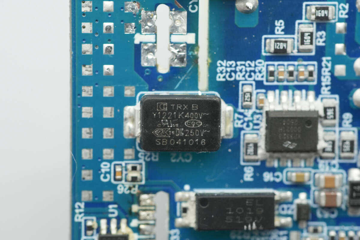 Teardown of ASUS Adol 140W GaN Quick Charger (AC140-020A)-Chargerlab