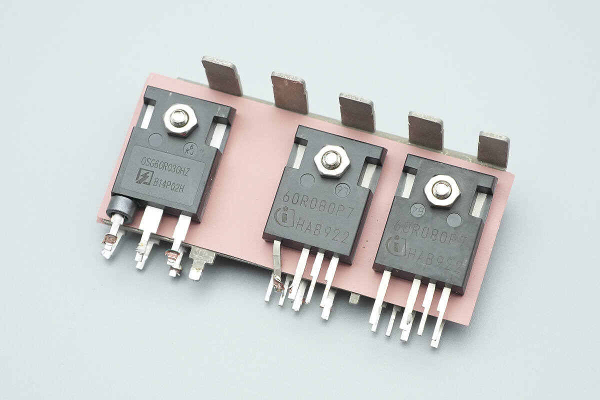 Teardown of Gospower 3000W Switching Power Supply (G1236-3000WNA)-Chargerlab