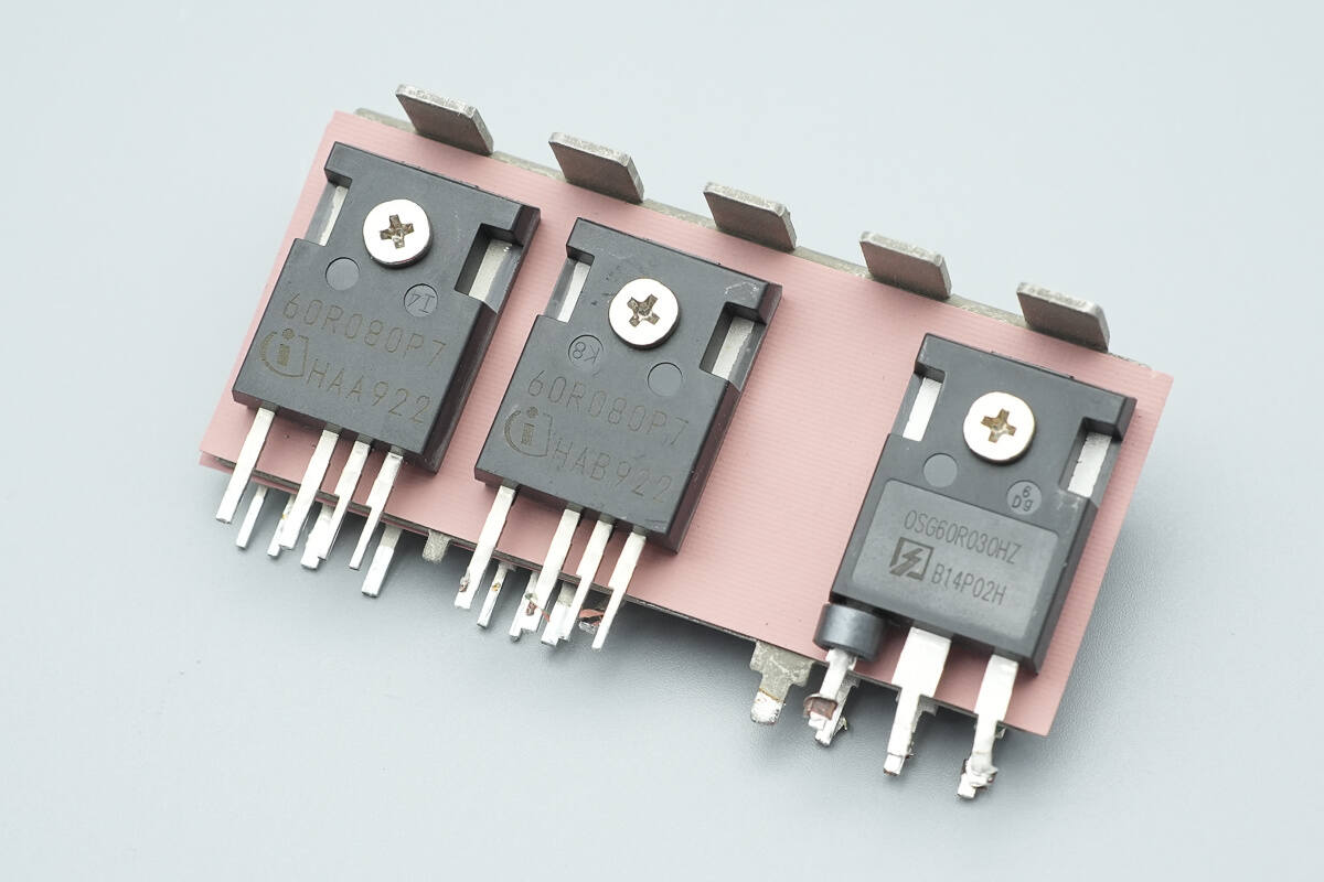 Teardown of Gospower 3000W Switching Power Supply (G1236-3000WNA)-Chargerlab