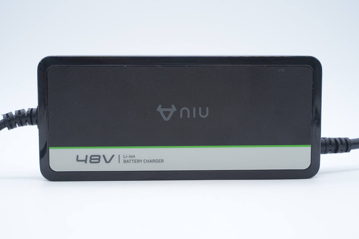 Teardown of NIU 280W E-bike Charger (DZL482015N)-Chargerlab