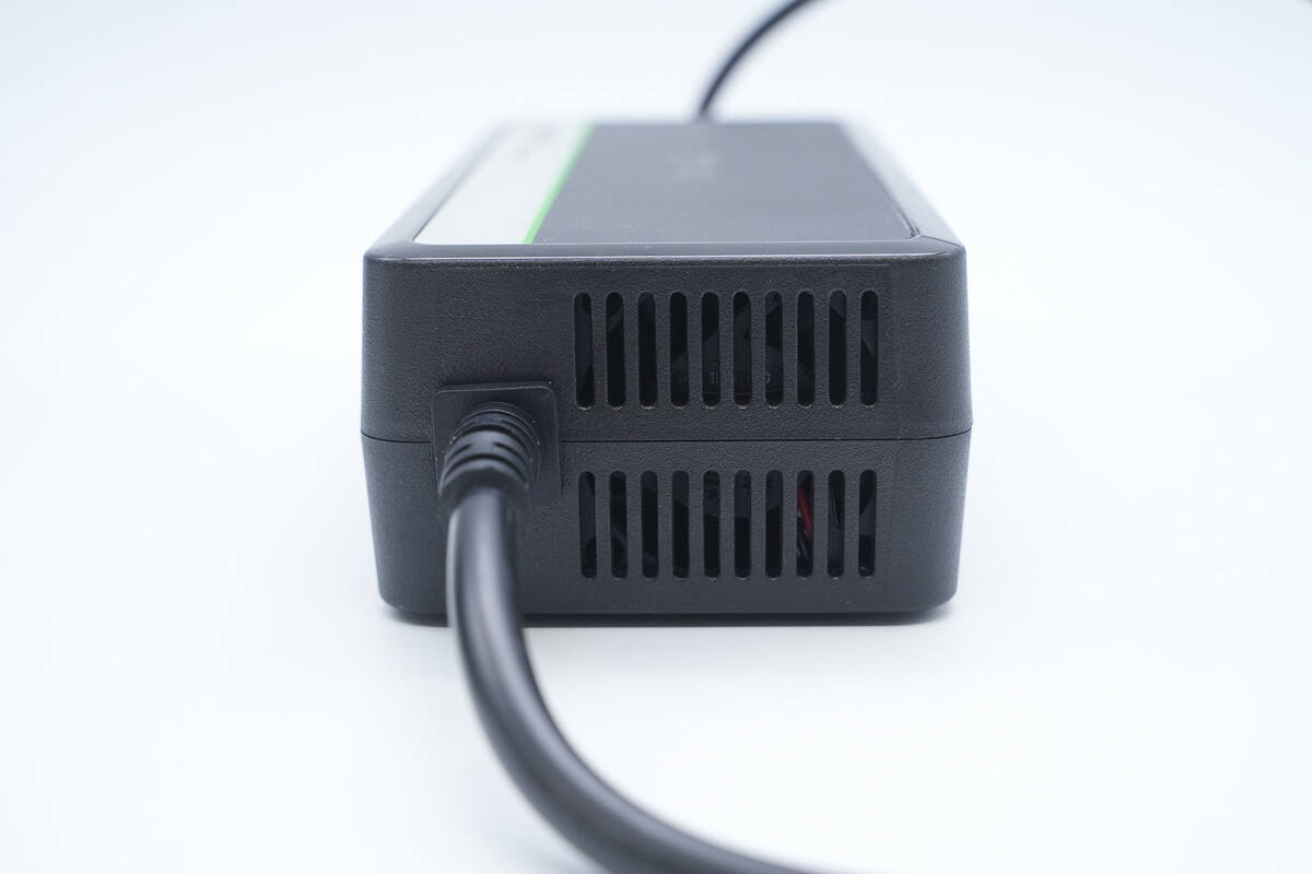 Teardown of NIU 280W E-bike Charger (DZL482015N)-Chargerlab