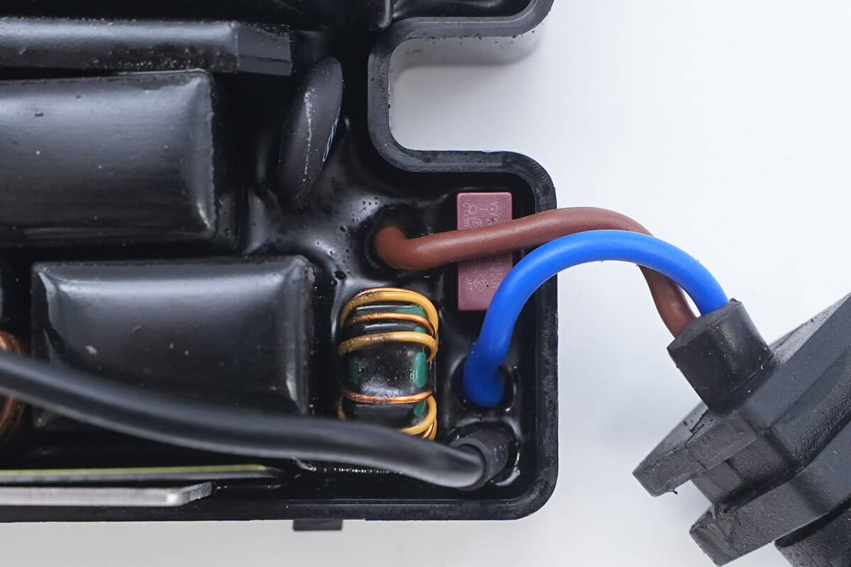 Teardown of NIU 280W E-bike Charger (DZL482015N)-Chargerlab