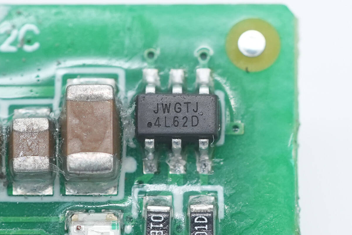 Teardown of NIU 280W E-bike Charger (DZL482015N)-Chargerlab