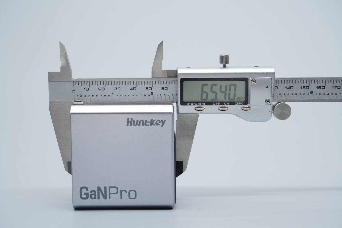 Teardown of Huntkey 140W GaN Charger (HKC14028050-0B1)-Chargerlab