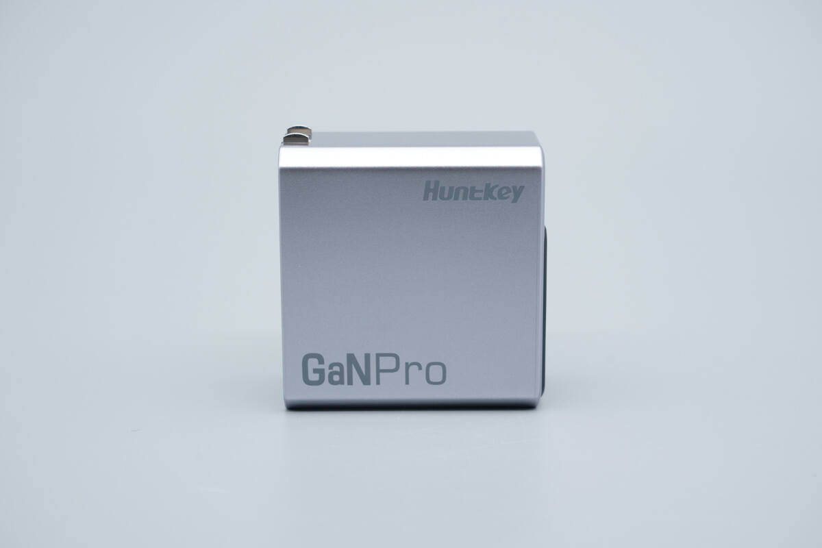 Teardown of Huntkey 140W GaN Charger (HKC14028050-0B1)-Chargerlab