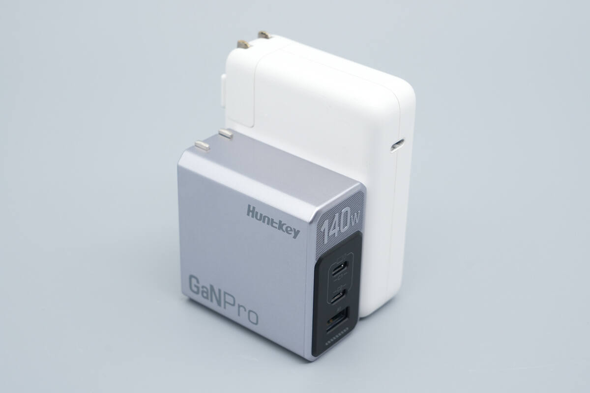 Teardown of Huntkey 140W GaN Charger (HKC14028050-0B1)-Chargerlab