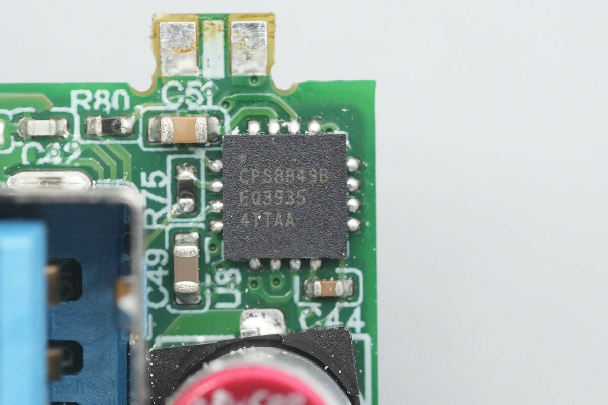 Teardown of Huntkey 140W GaN Charger (HKC14028050-0B1)-Chargerlab