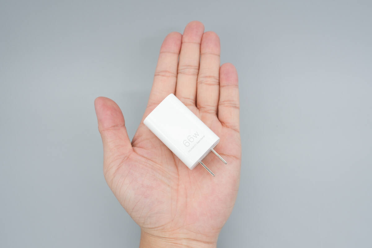 Teardown of Huawei SuperCharge 66W GaN Charger for Mate 80 (HW-110600C05)-Chargerlab